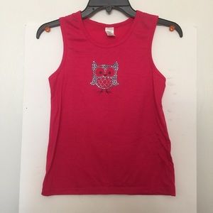 sleeveless top with bedazzled owl (pink)